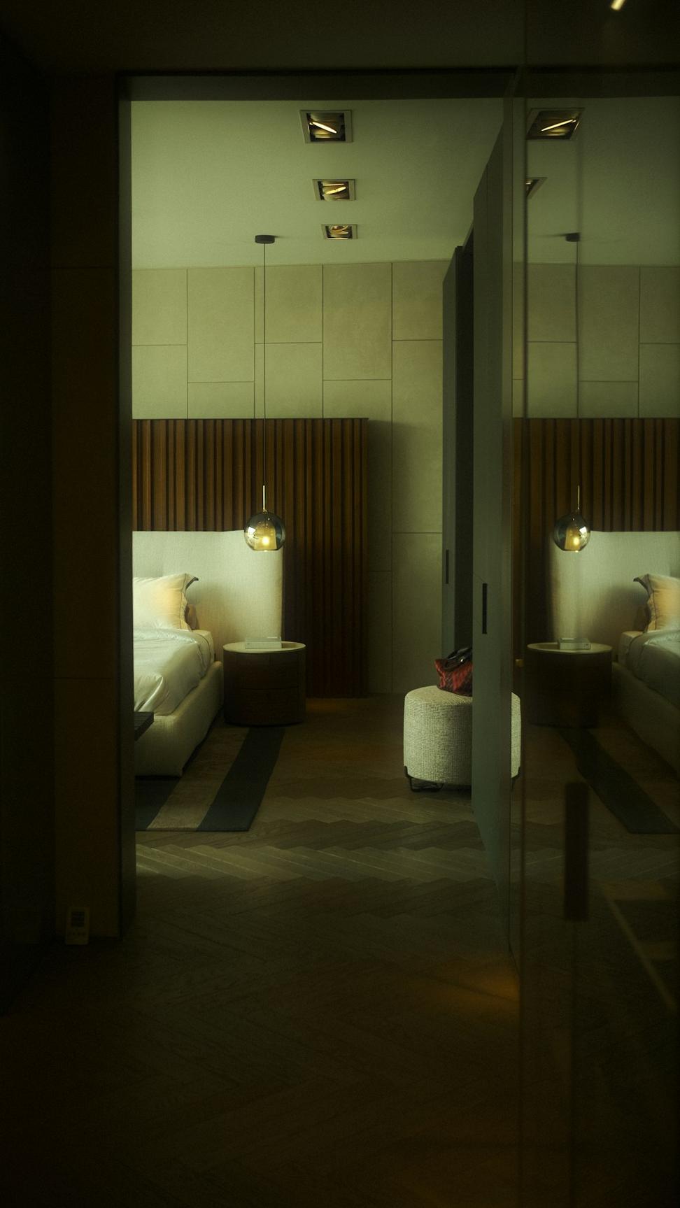 Deluxe Industrial Suite